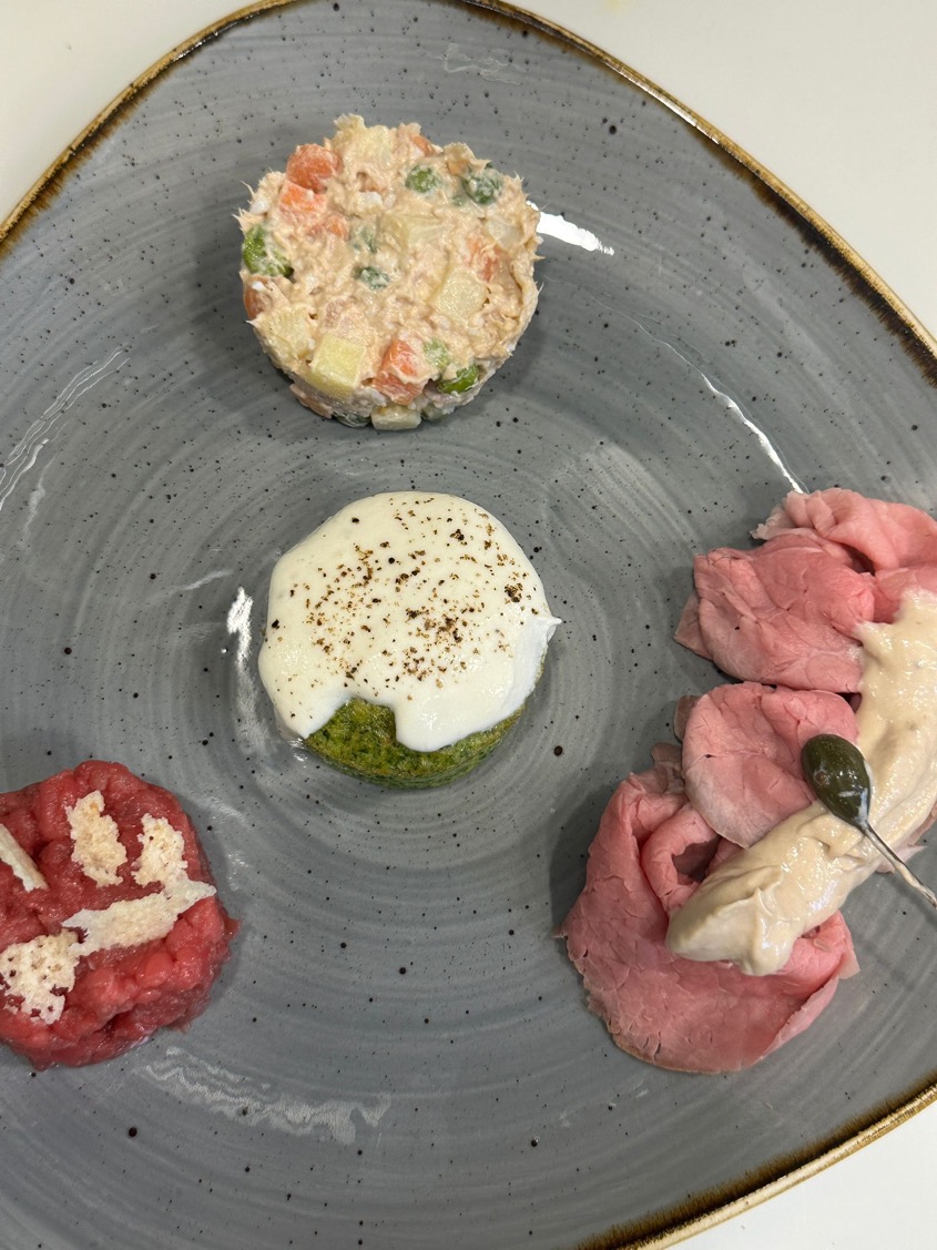 Gustosi antipasti stagionali rivisitati della cucina piemontese